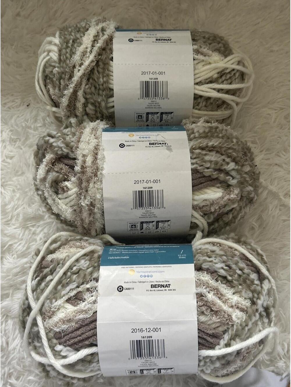 Bernat Baby Bundle Super Bulky Yarn 4-Textures Taupe Nest 207 Yds, 3 Skeins - Picture 2 of 5